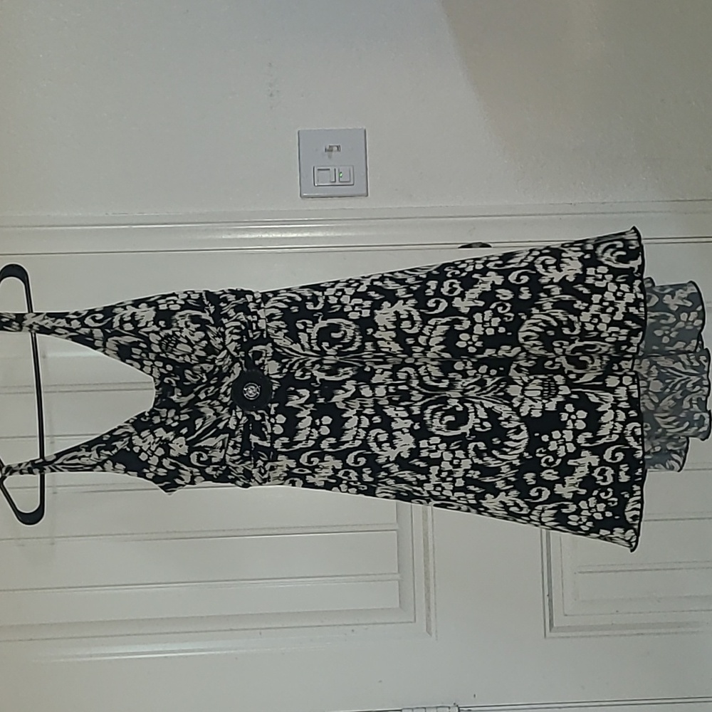 En Focus XL Black and White